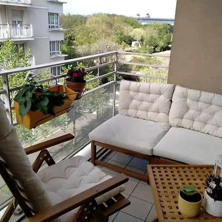 Big Cosy With Balconies * باريس